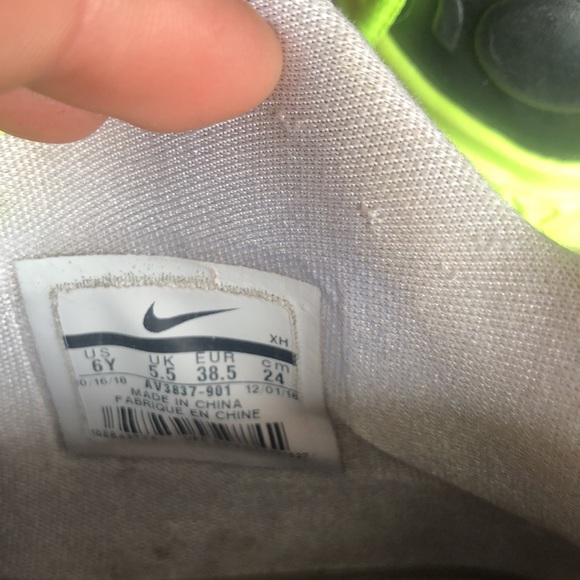 Nike Kyre Irving’s 5, All star TV PE “Rokit” - Picture 4 of 4